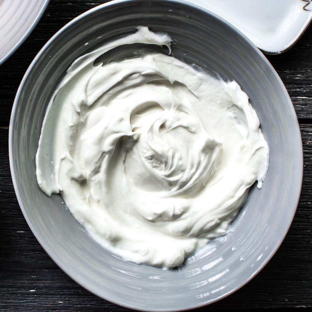 Spicy Greek Yogurt Sauce