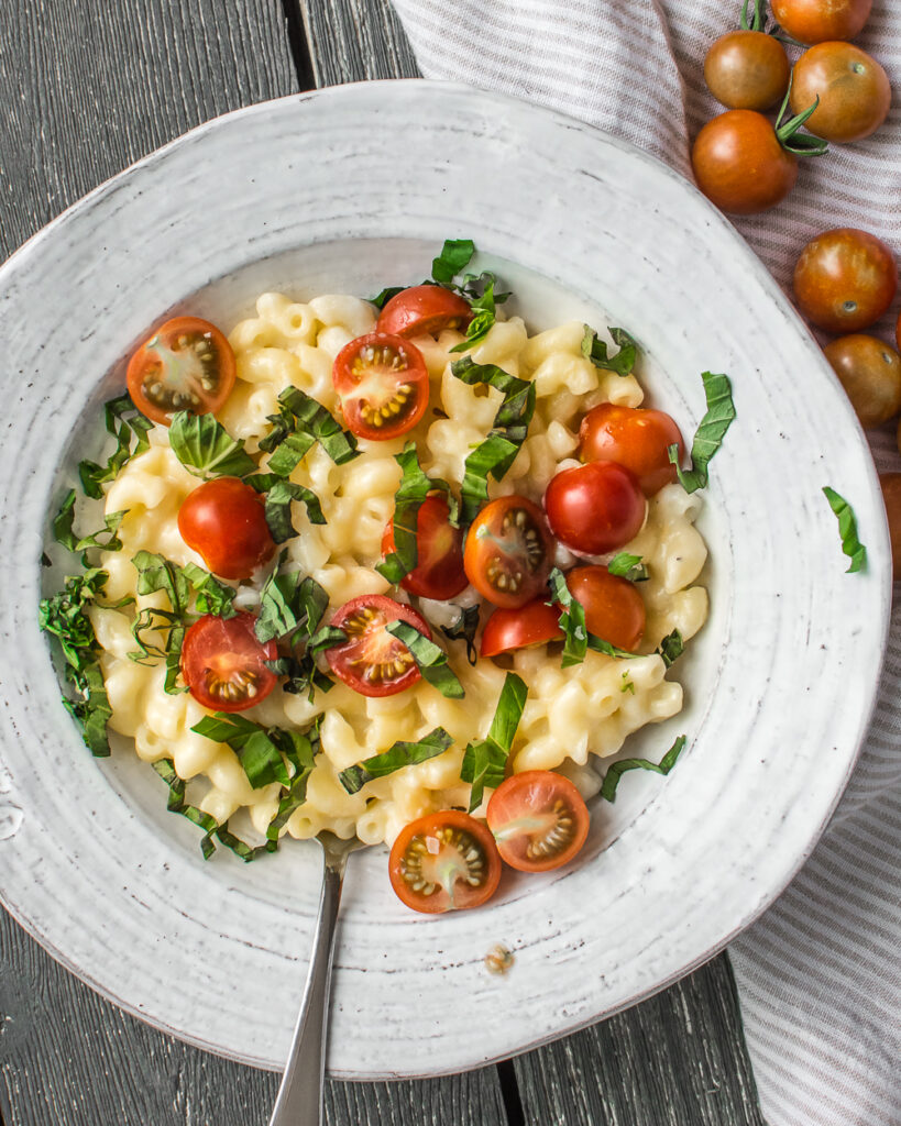 Macaroni and Cheese with Cherry Tomatoes and Basil