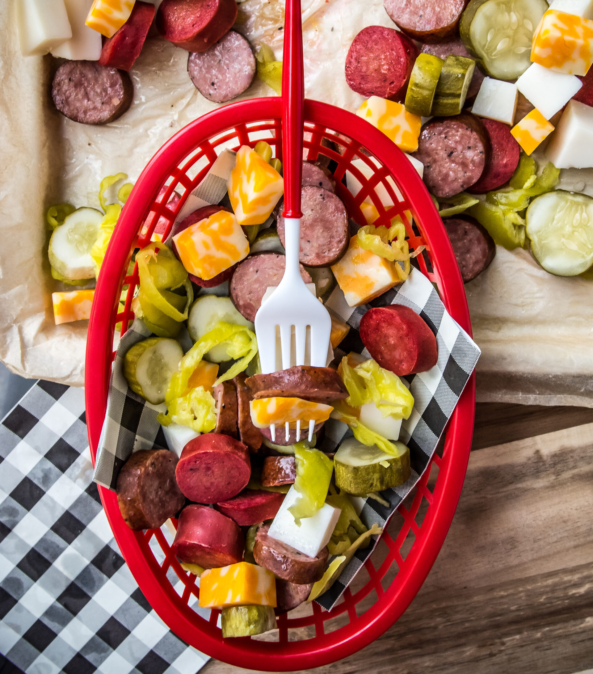 sausage-cheddar-and-pickle-platter