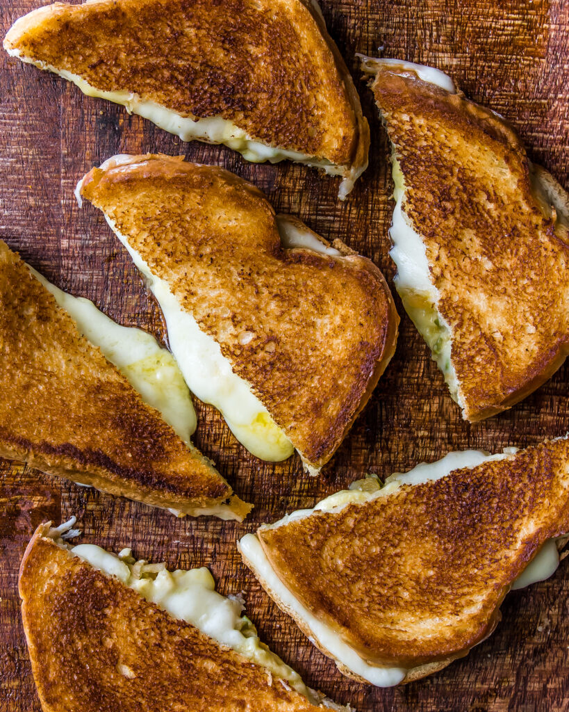 Grilled Cheese, Please